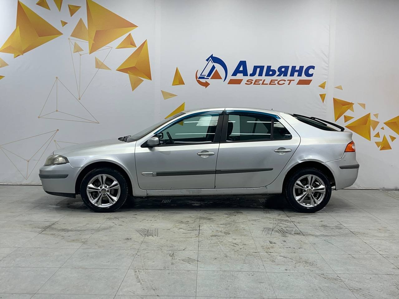 RENAULT LAGUNA
