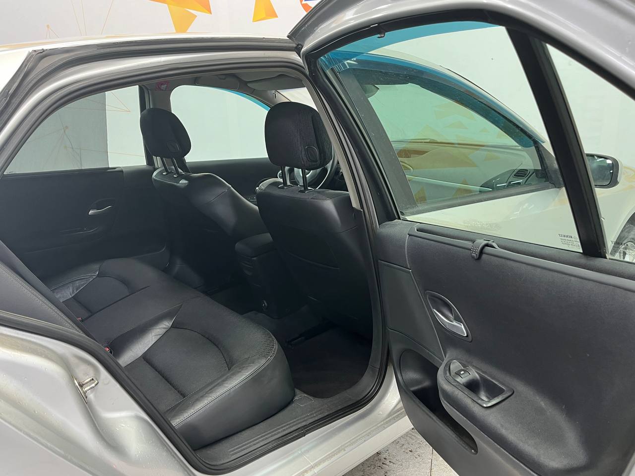 RENAULT LAGUNA
