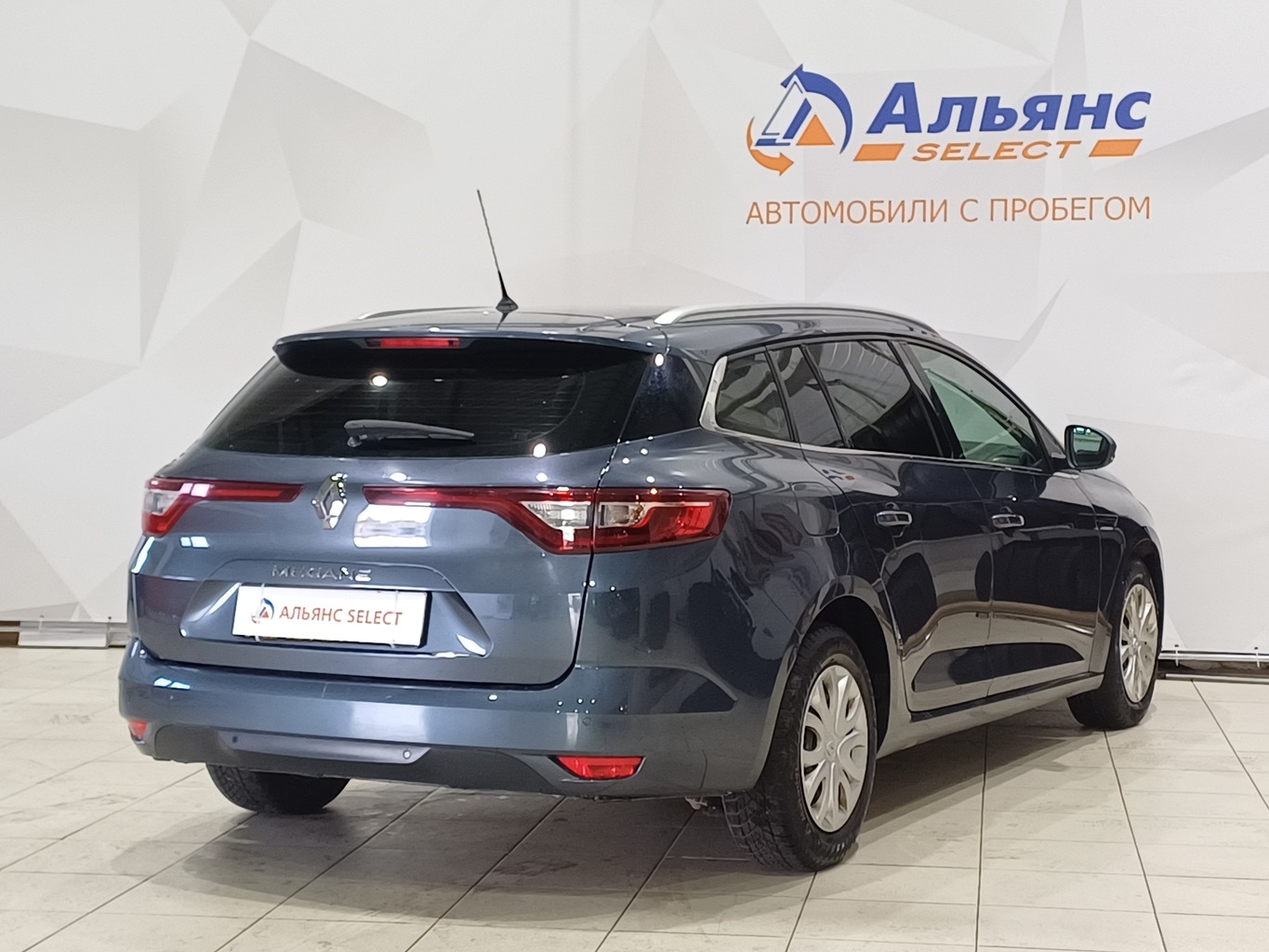 RENAULT MEGANE