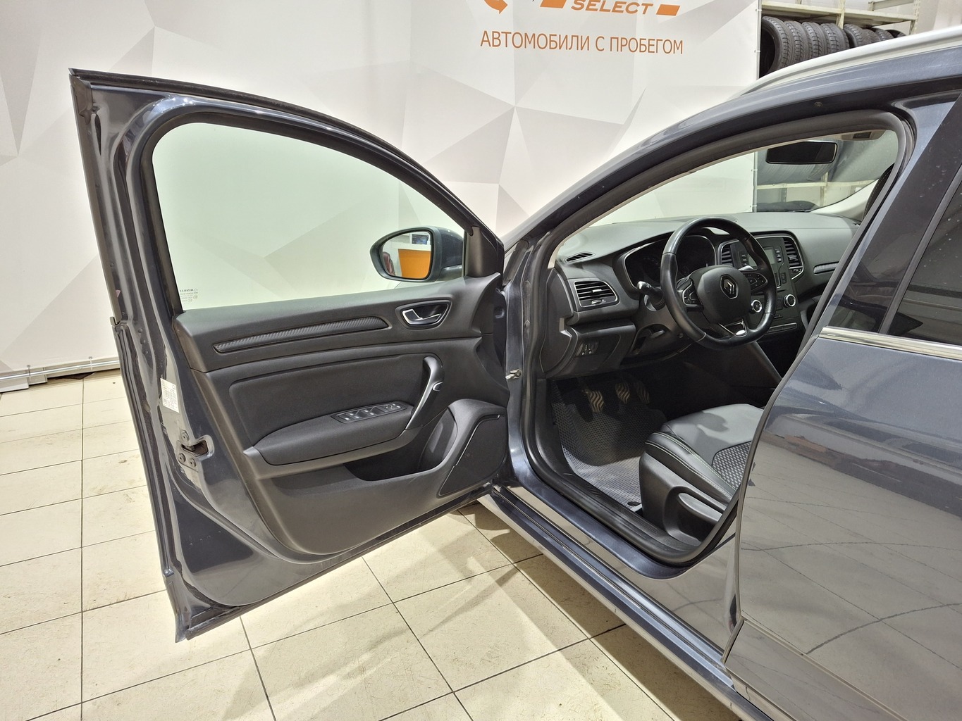 RENAULT MEGANE