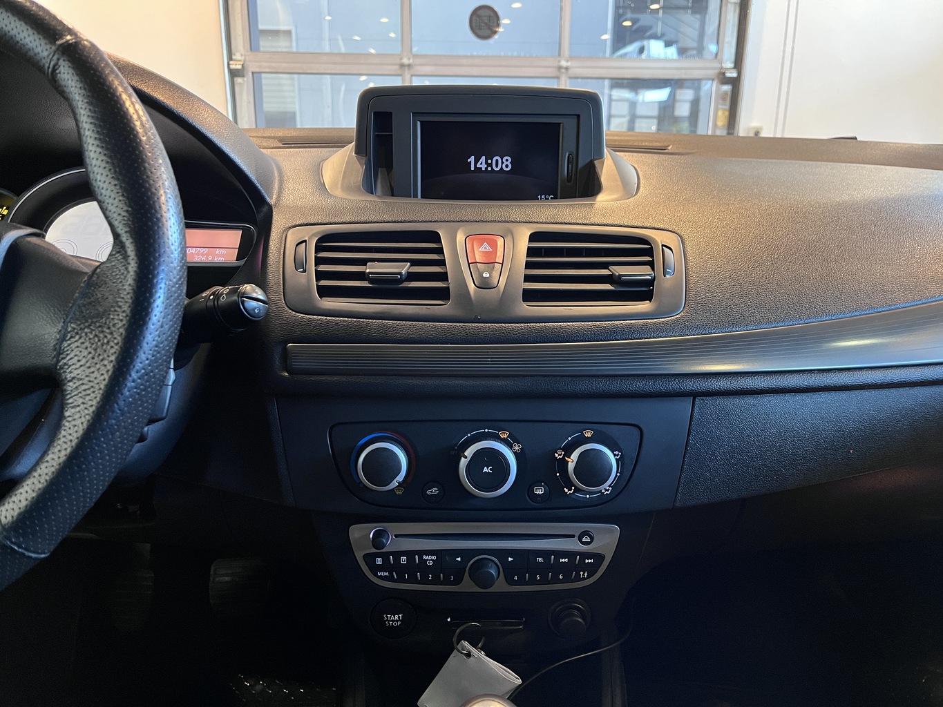 RENAULT MEGANE