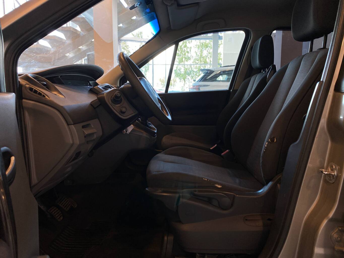 RENAULT SCENIC