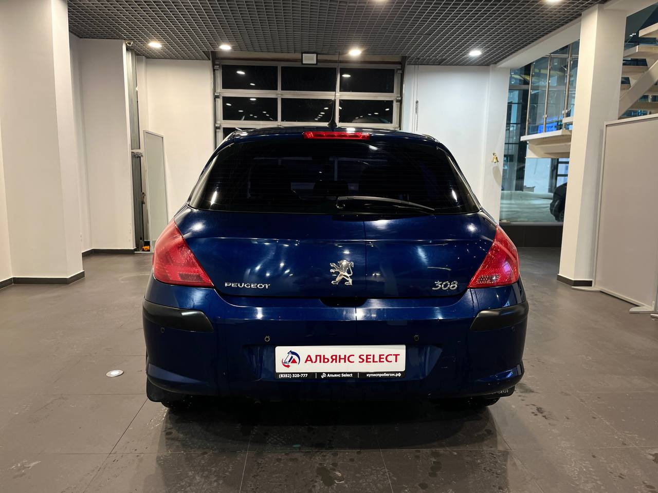 PEUGEOT 308