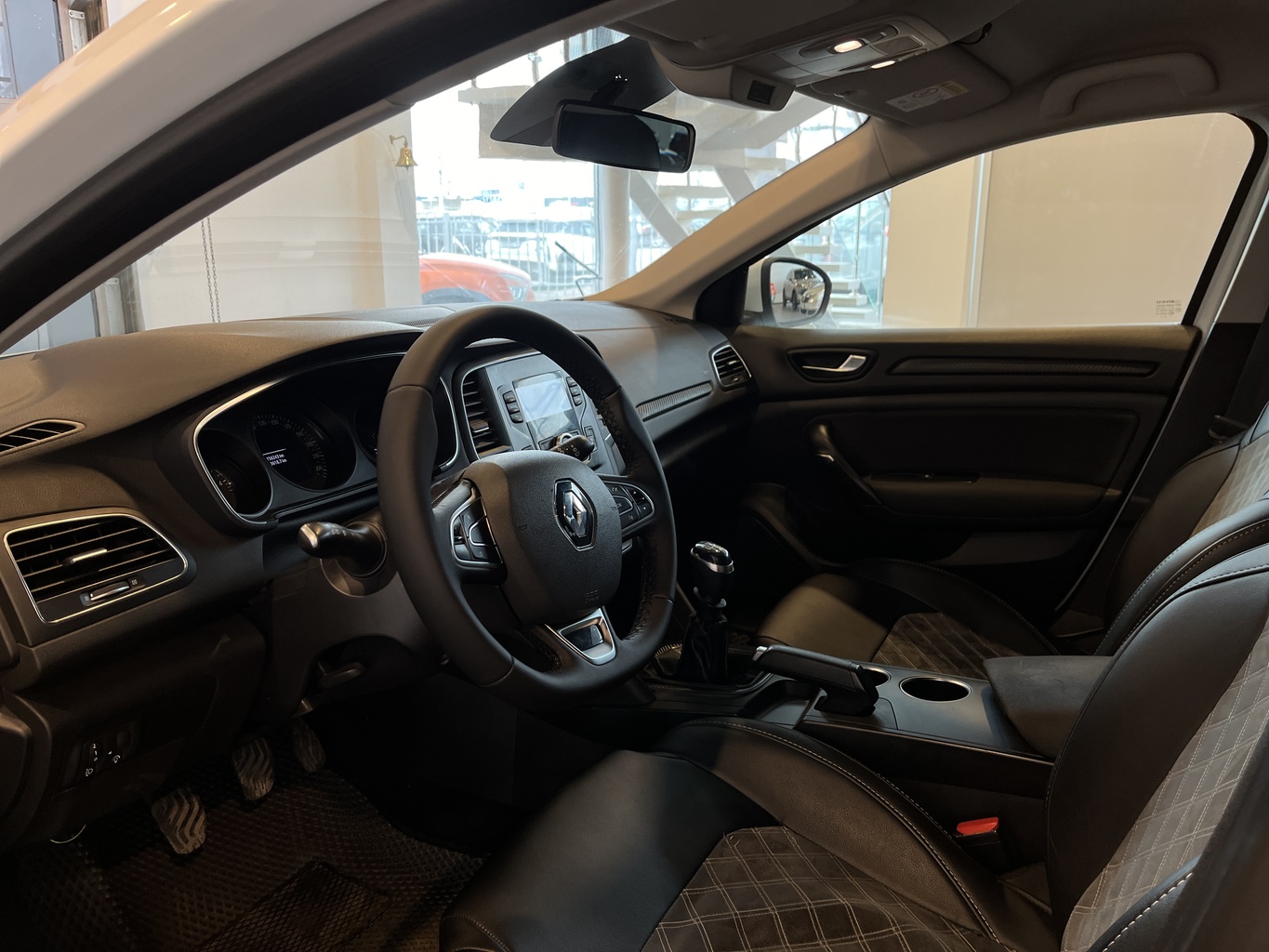 RENAULT MEGANE