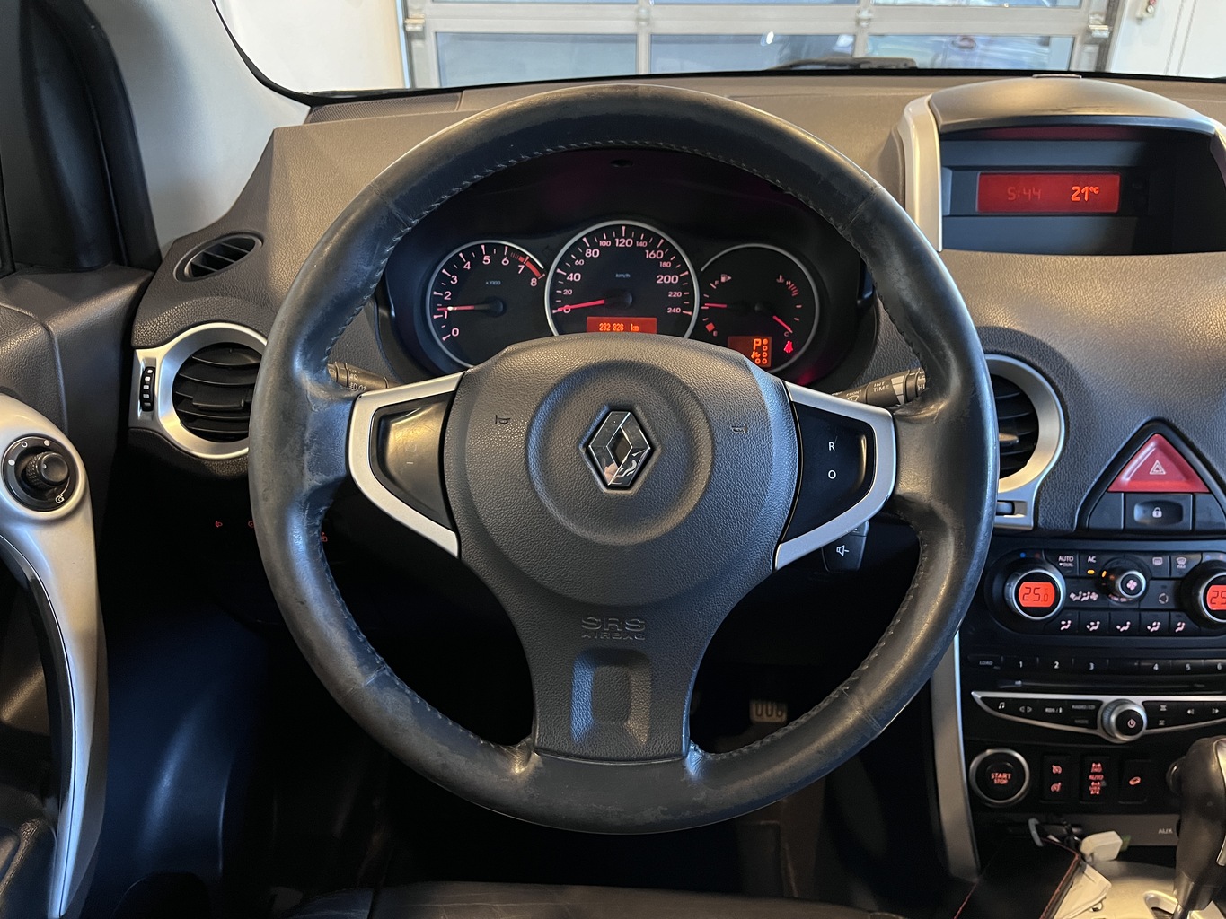 RENAULT KOLEOS