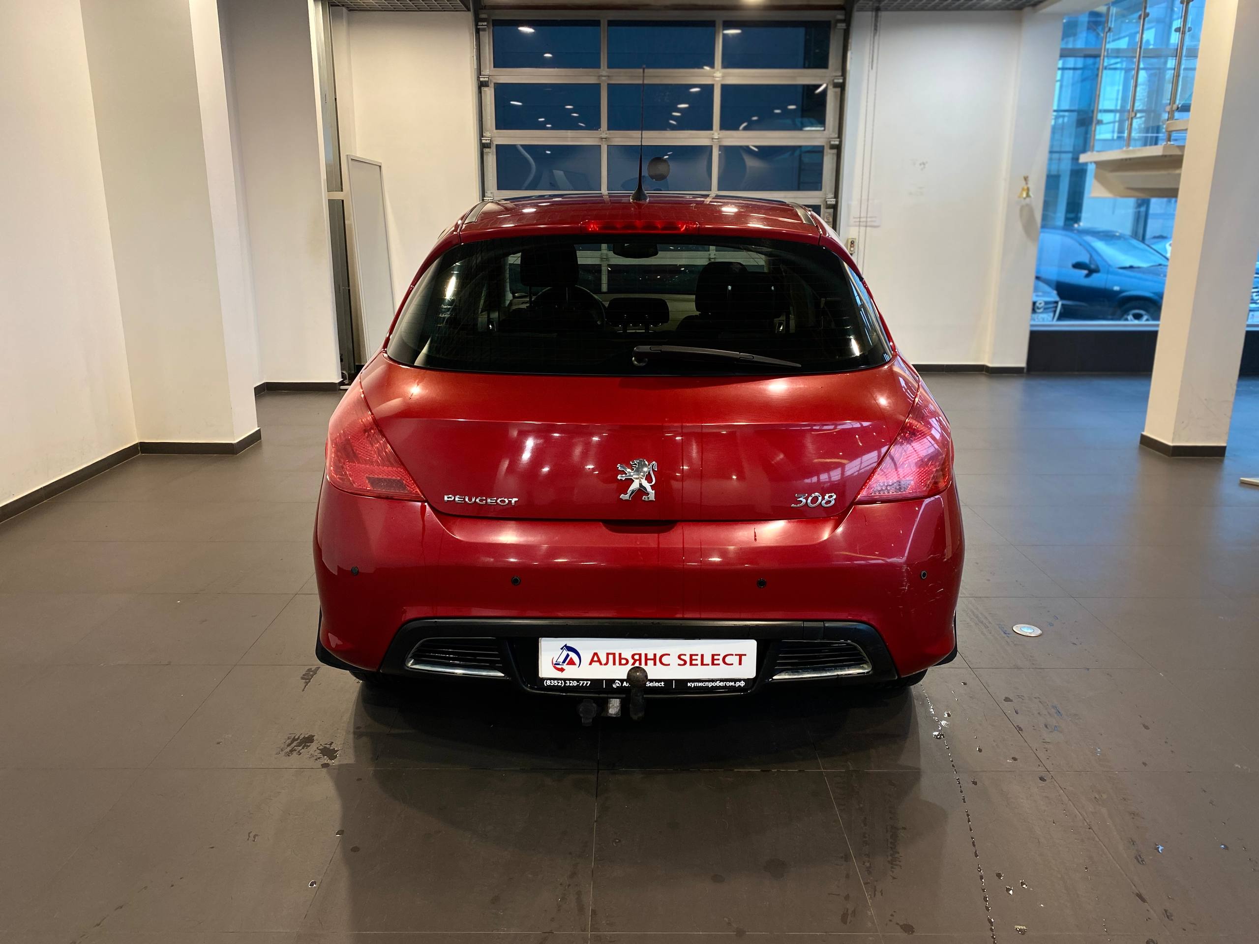 PEUGEOT 308