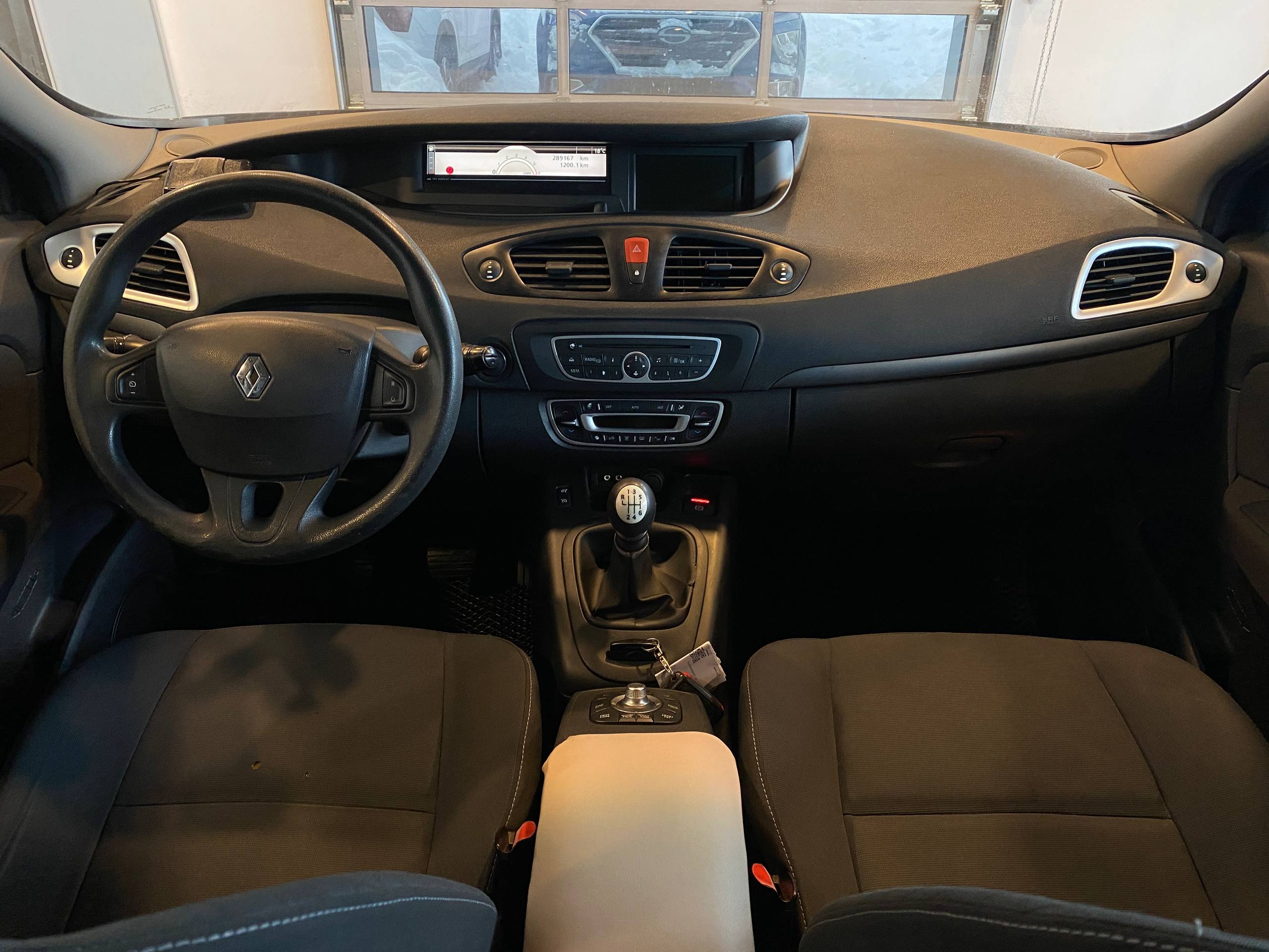 RENAULT SCENIC