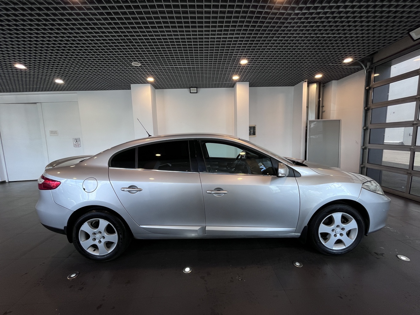 RENAULT FLUENCE
