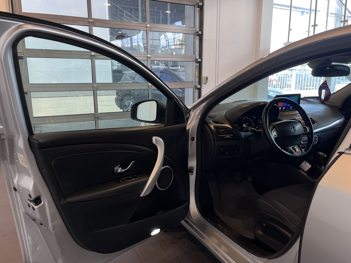 RENAULT FLUENCE