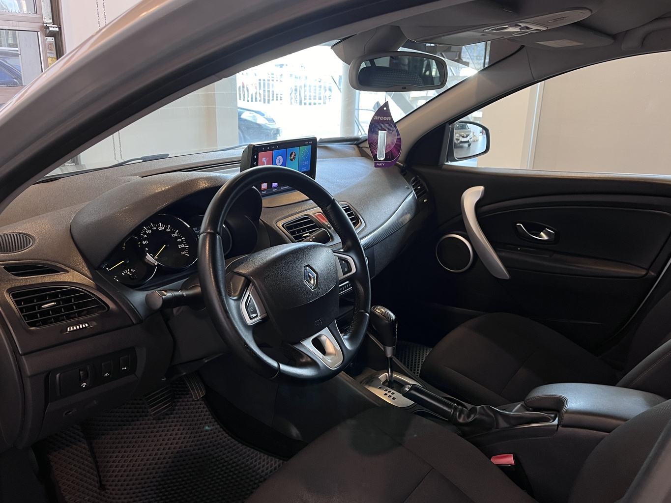RENAULT FLUENCE