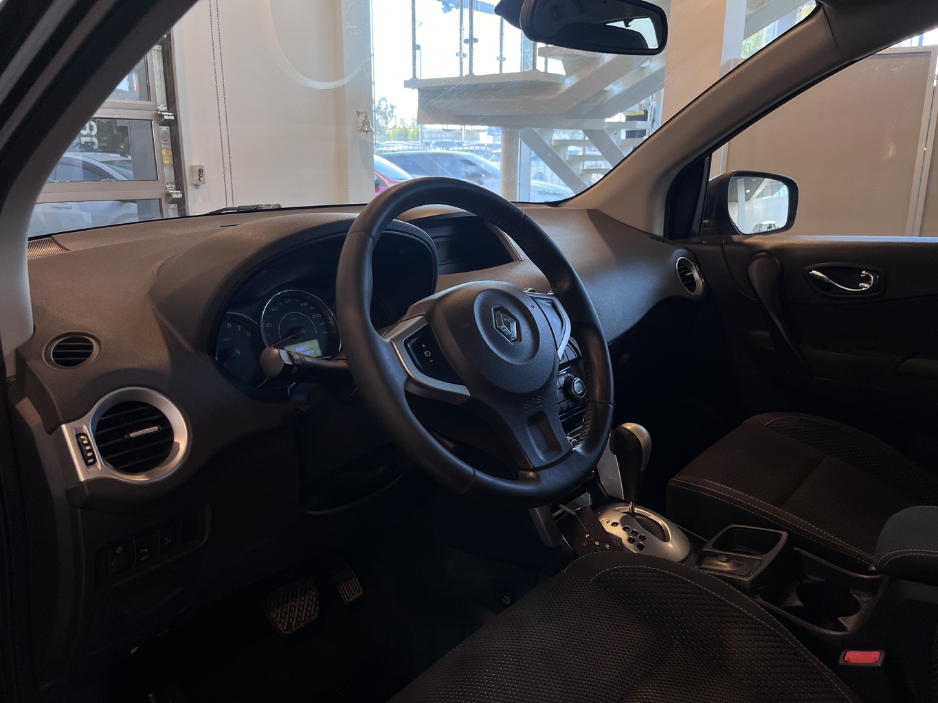 RENAULT KOLEOS