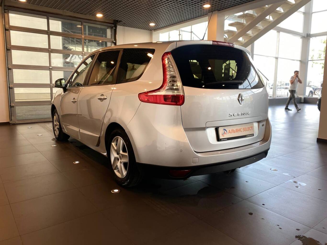 RENAULT SCENIC
