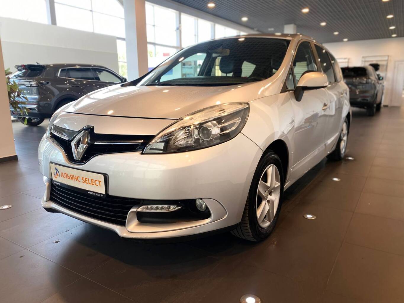 RENAULT SCENIC