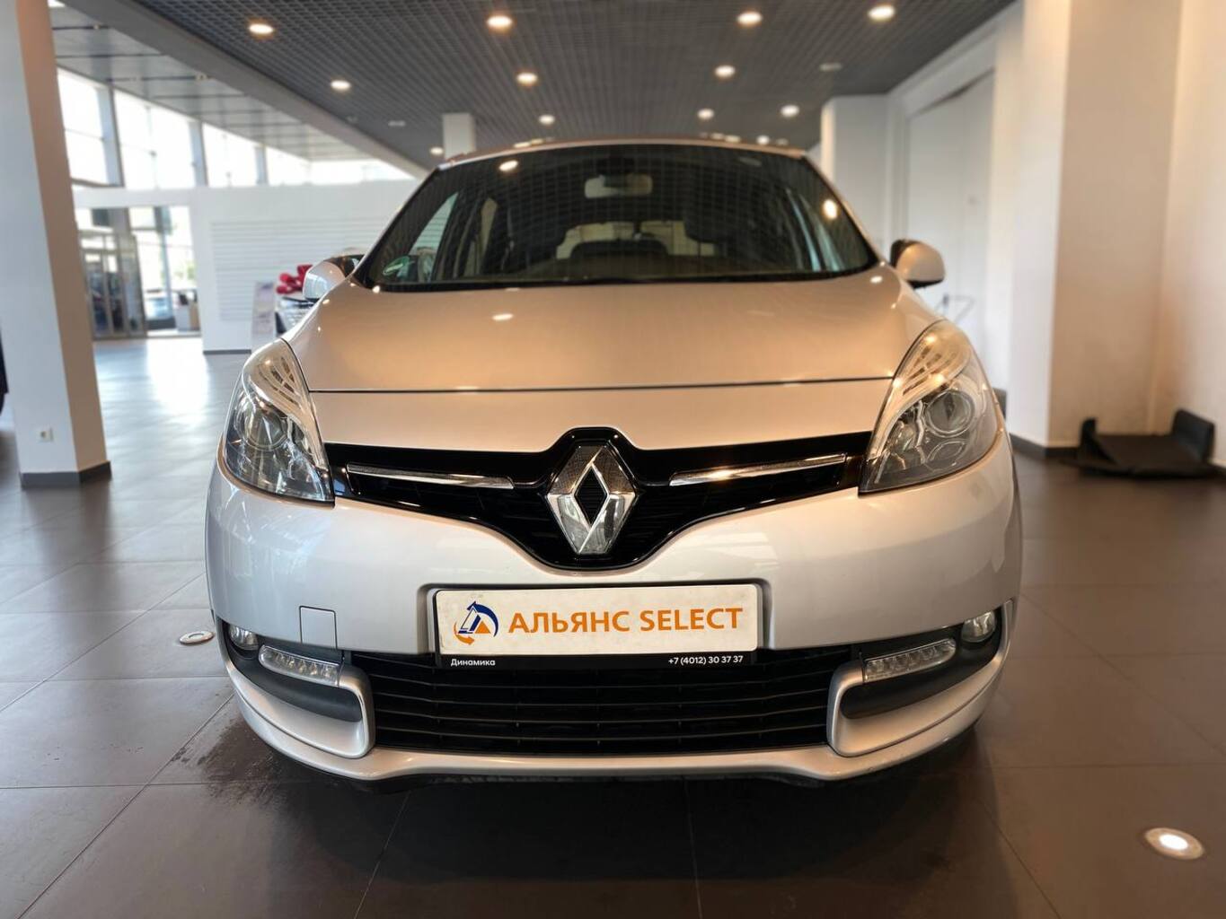 RENAULT SCENIC