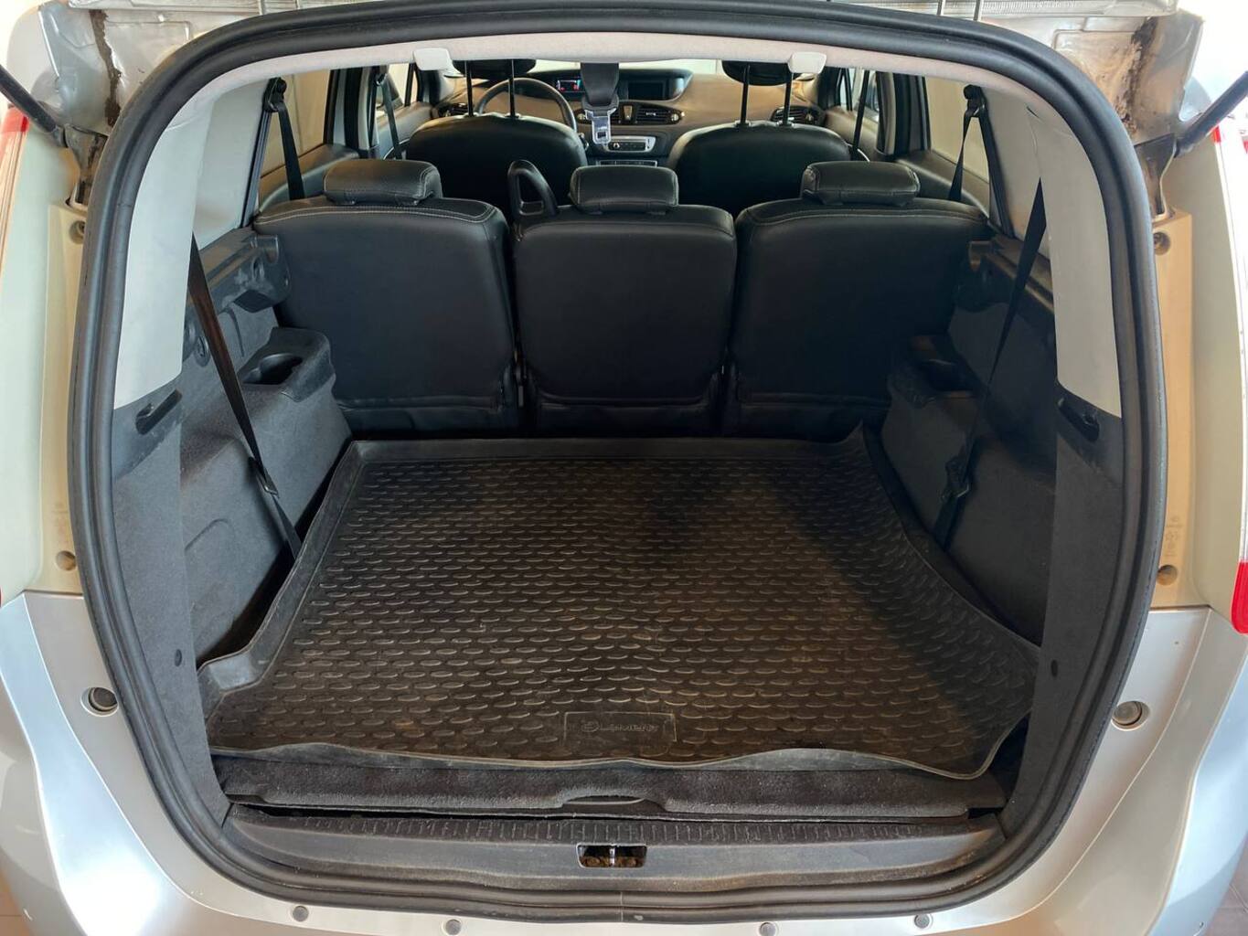 RENAULT SCENIC