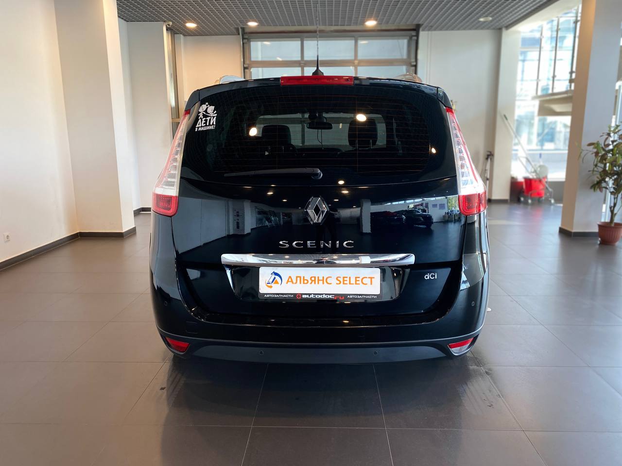 RENAULT SCENIC