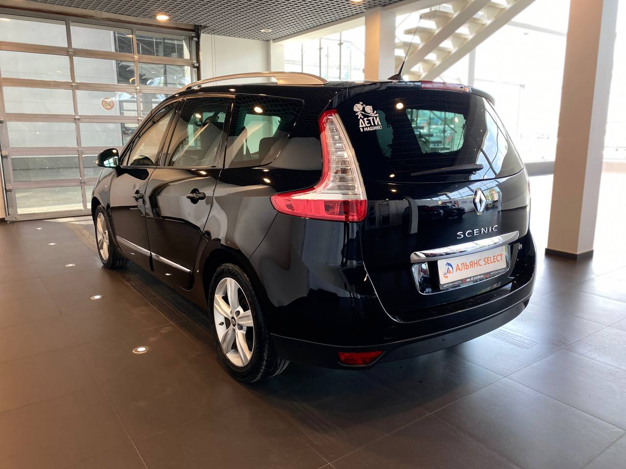 RENAULT SCENIC