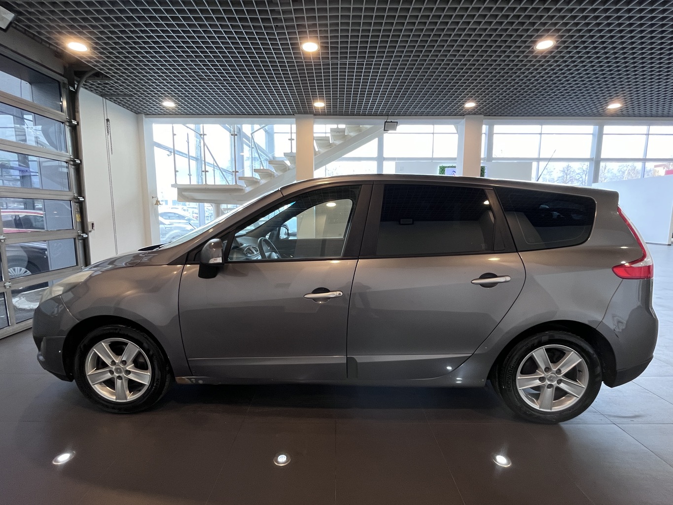 RENAULT SCENIC