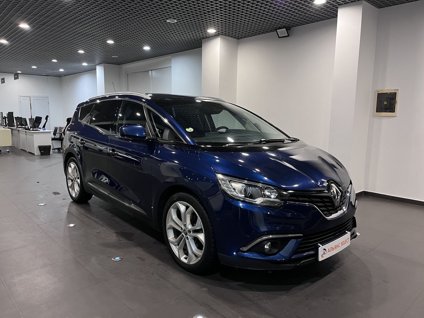 RENAULT SCENIC