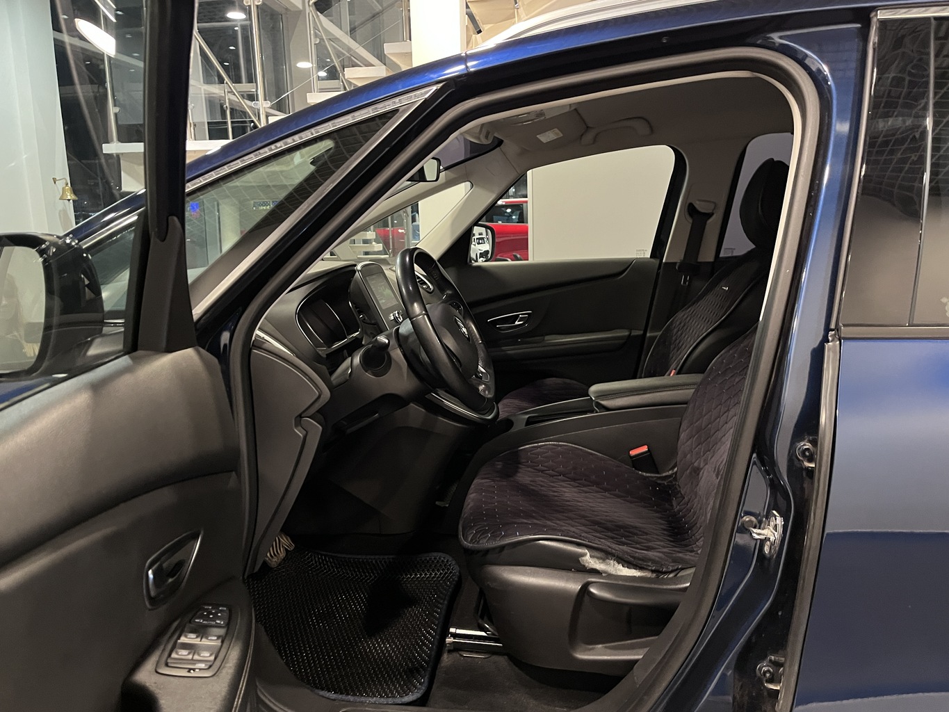 RENAULT SCENIC