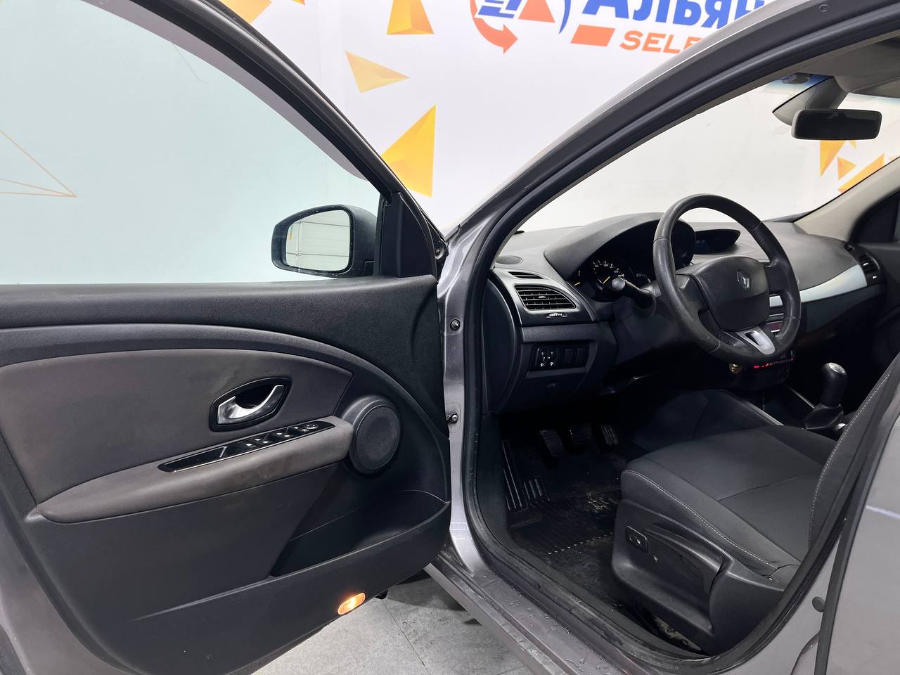 RENAULT FLUENCE