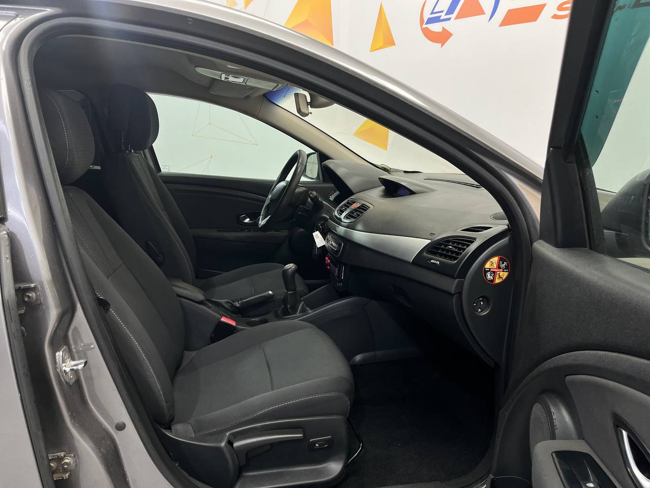 RENAULT FLUENCE