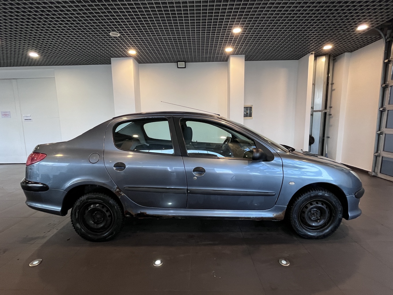 PEUGEOT 206