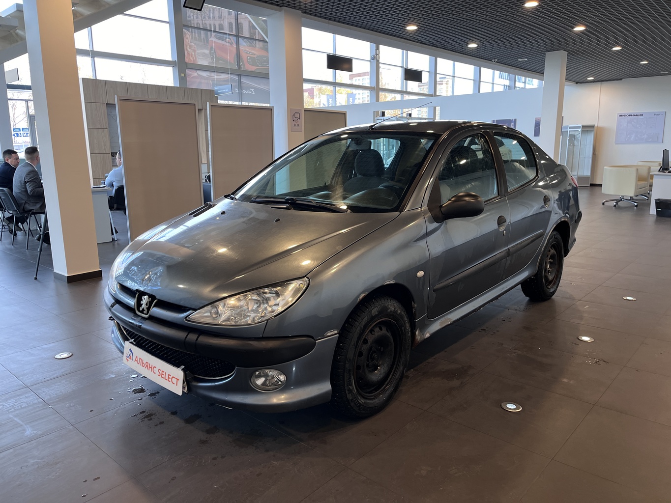 PEUGEOT 206