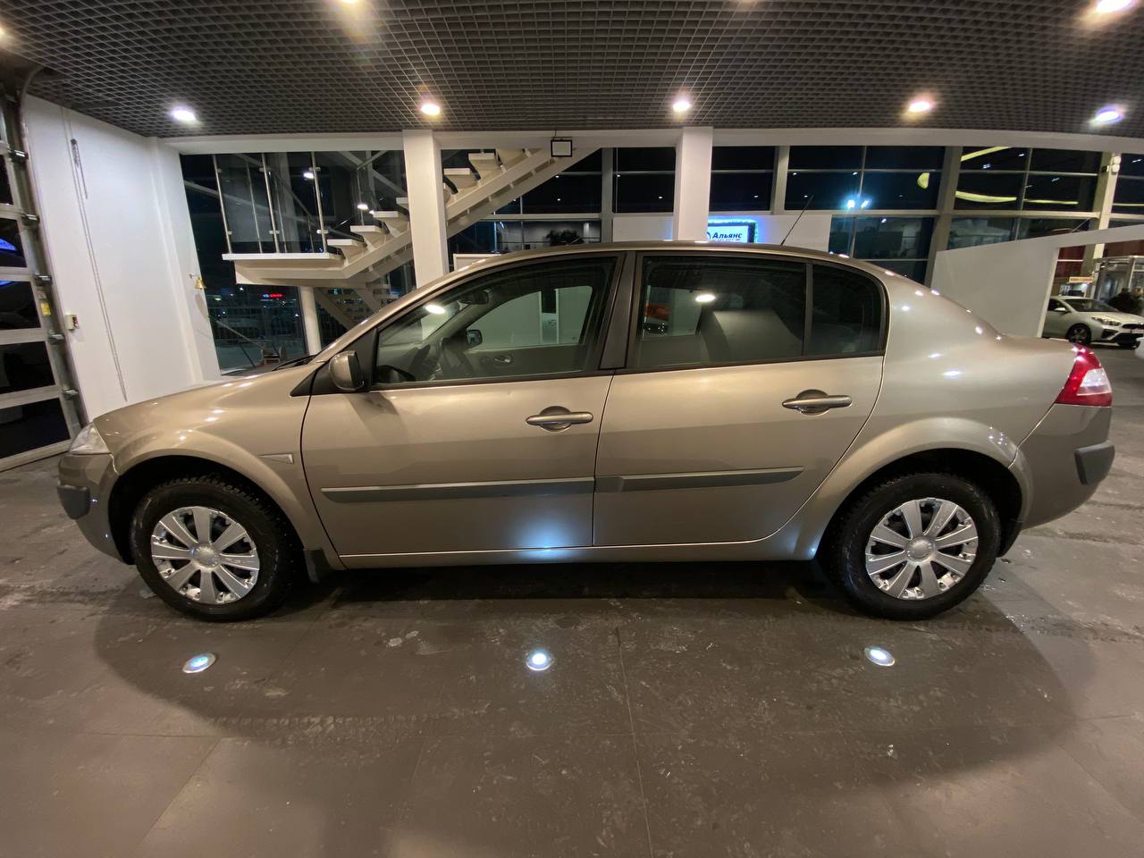 RENAULT MEGANE