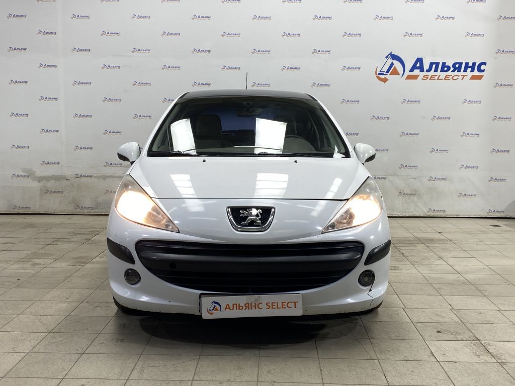 PEUGEOT 207