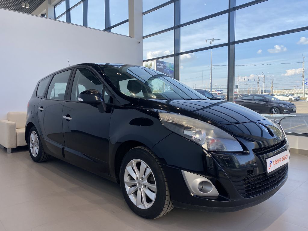 RENAULT SCENIC