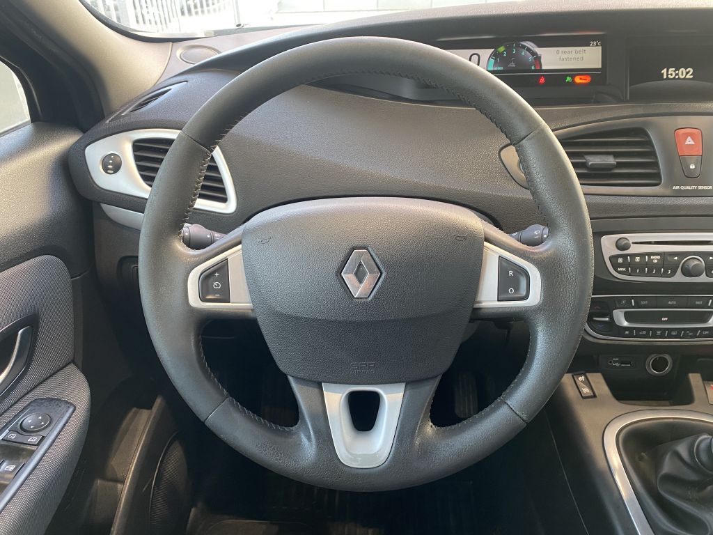 RENAULT SCENIC