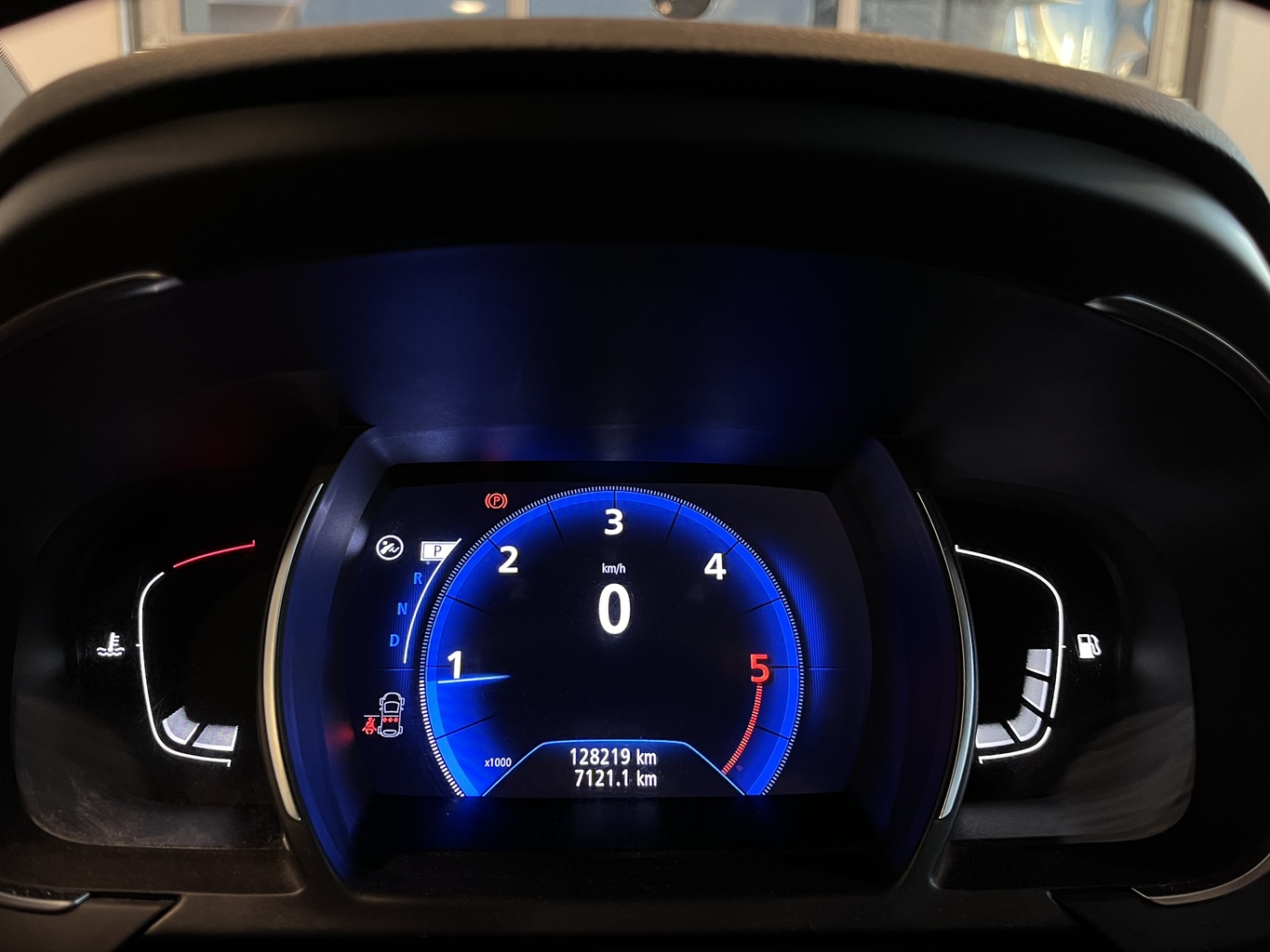RENAULT SCENIC