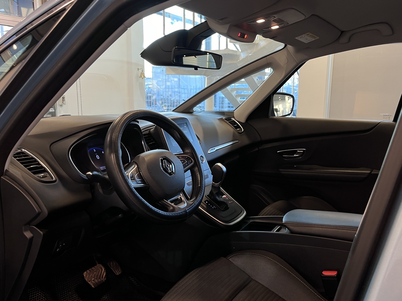 RENAULT SCENIC