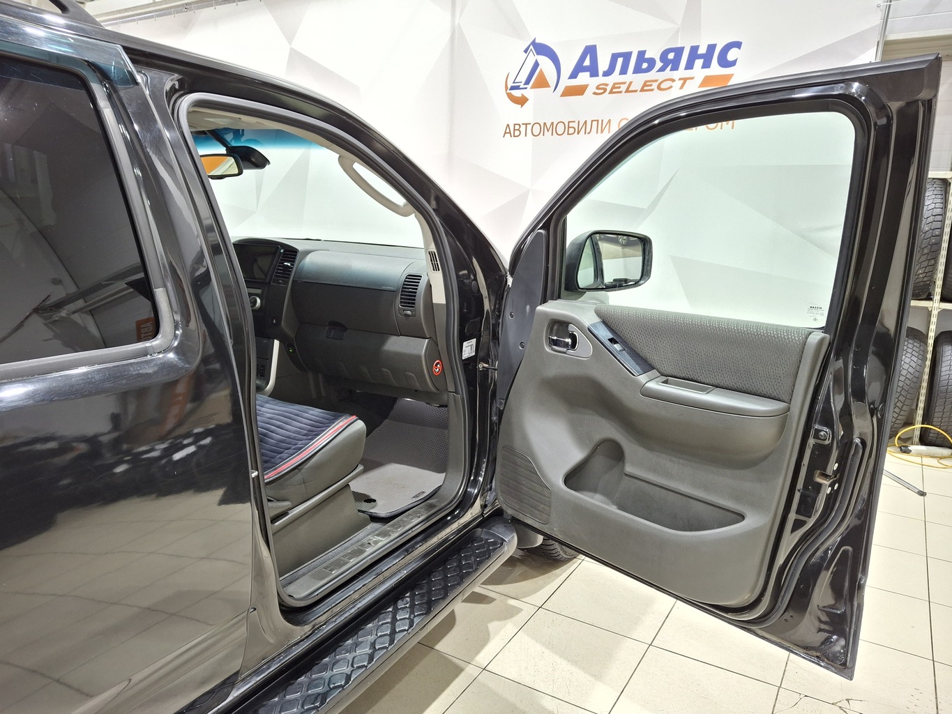 NISSAN PATHFINDER