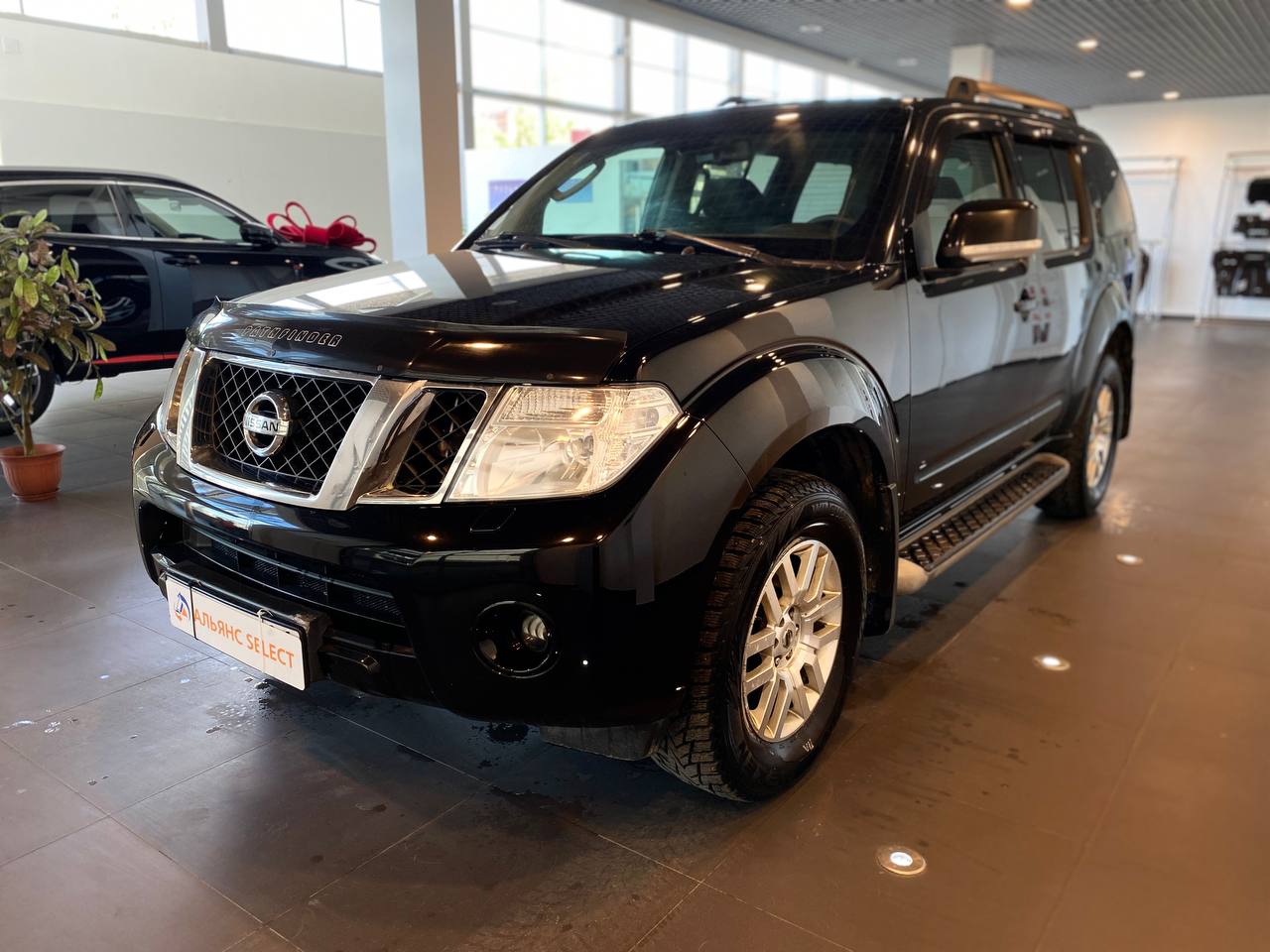 NISSAN PATHFINDER