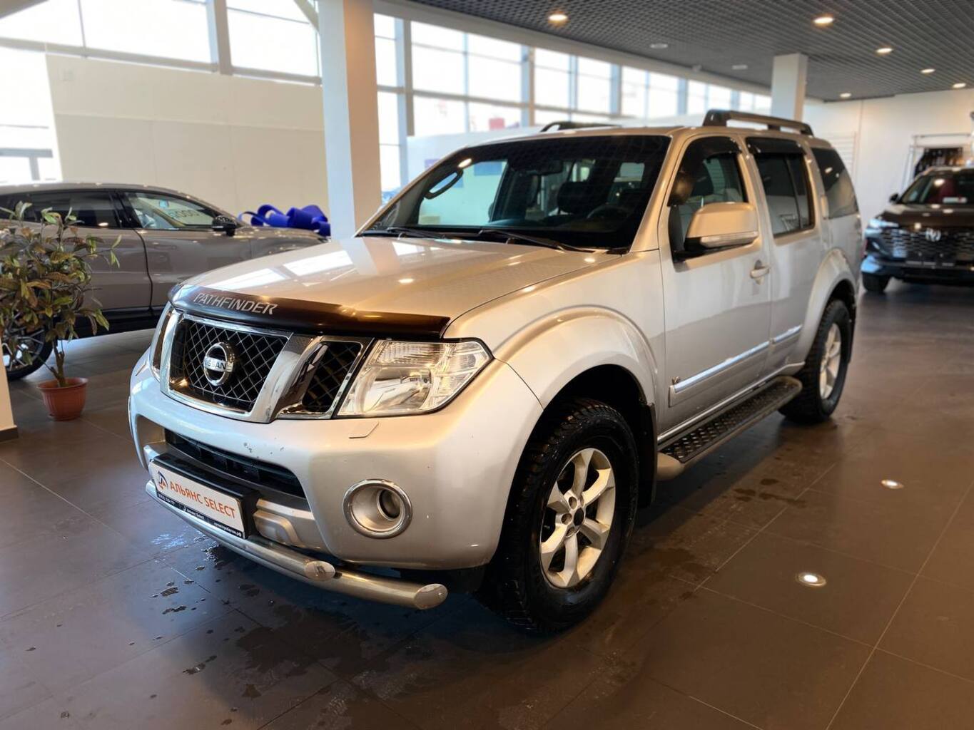 NISSAN PATHFINDER