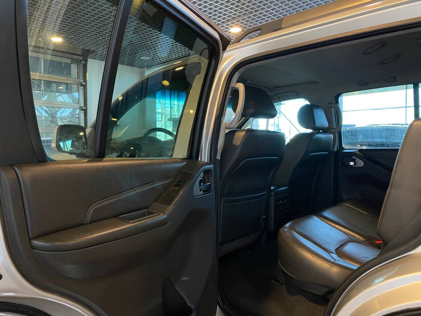 NISSAN PATHFINDER