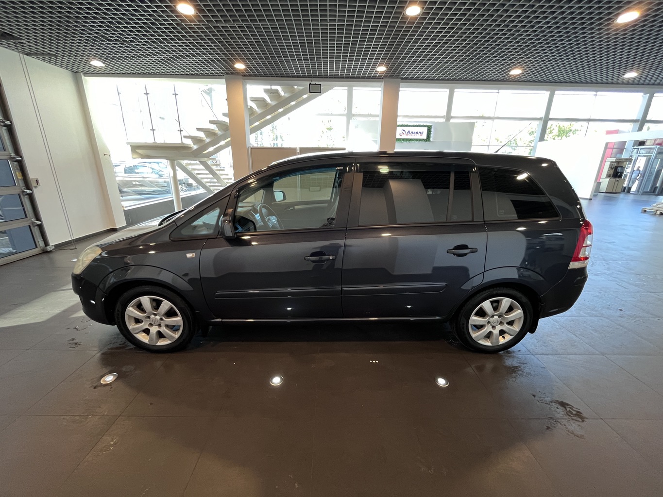 OPEL ZAFIRA