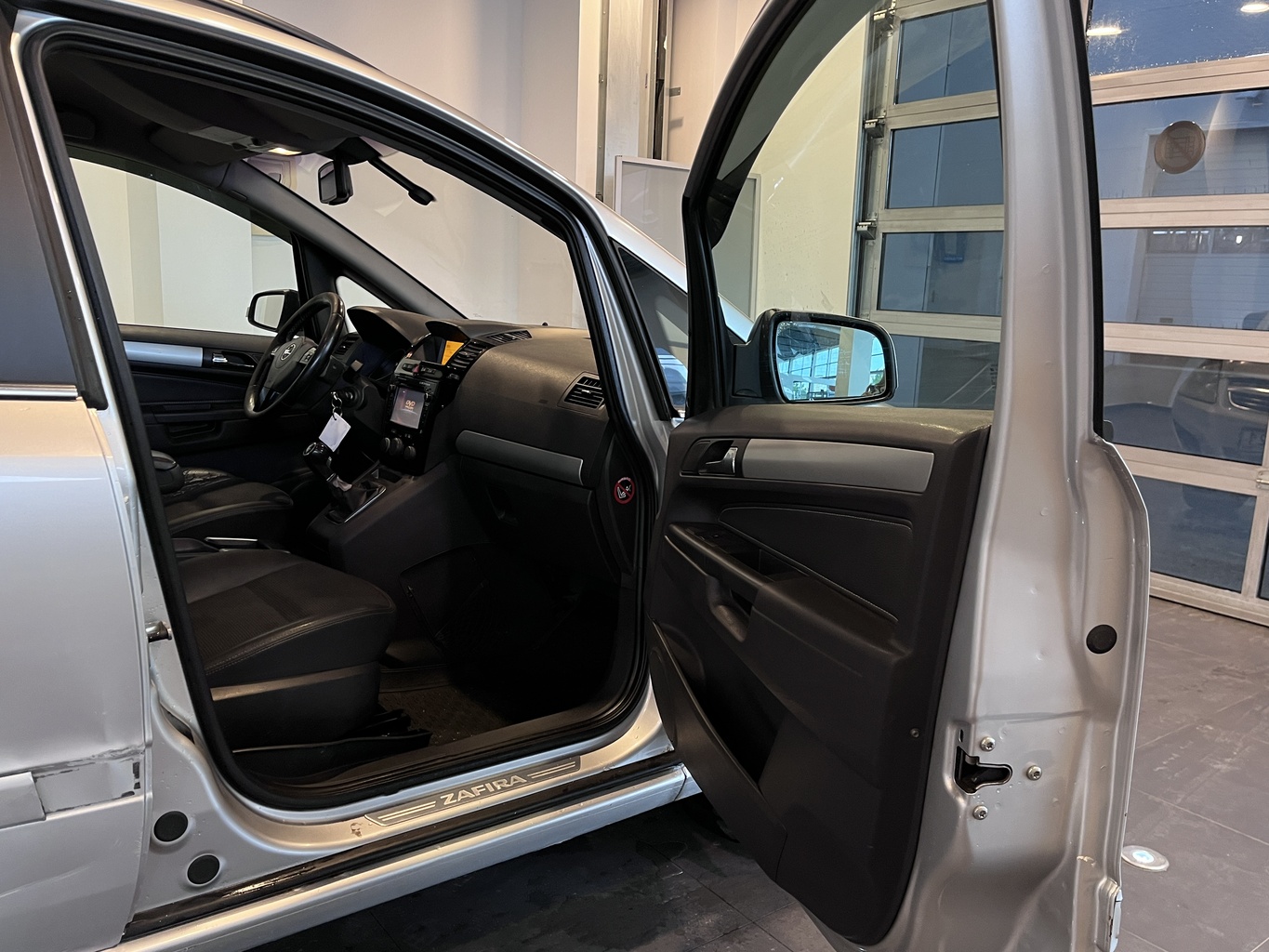 OPEL ZAFIRA