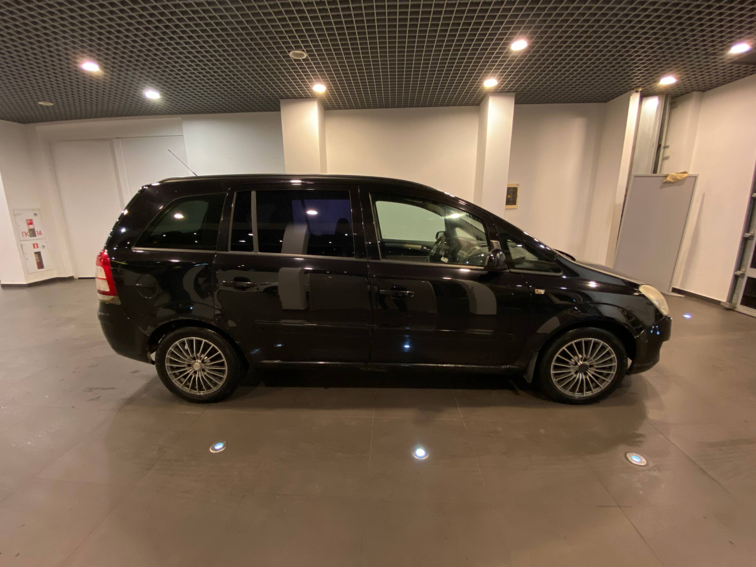 OPEL ZAFIRA