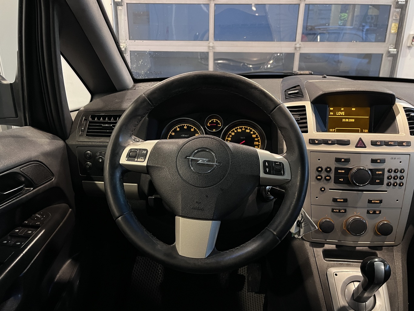 OPEL ZAFIRA