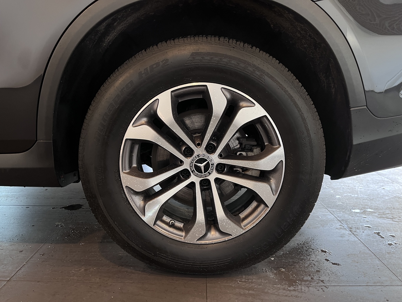 MERCEDES-BENZ GLC