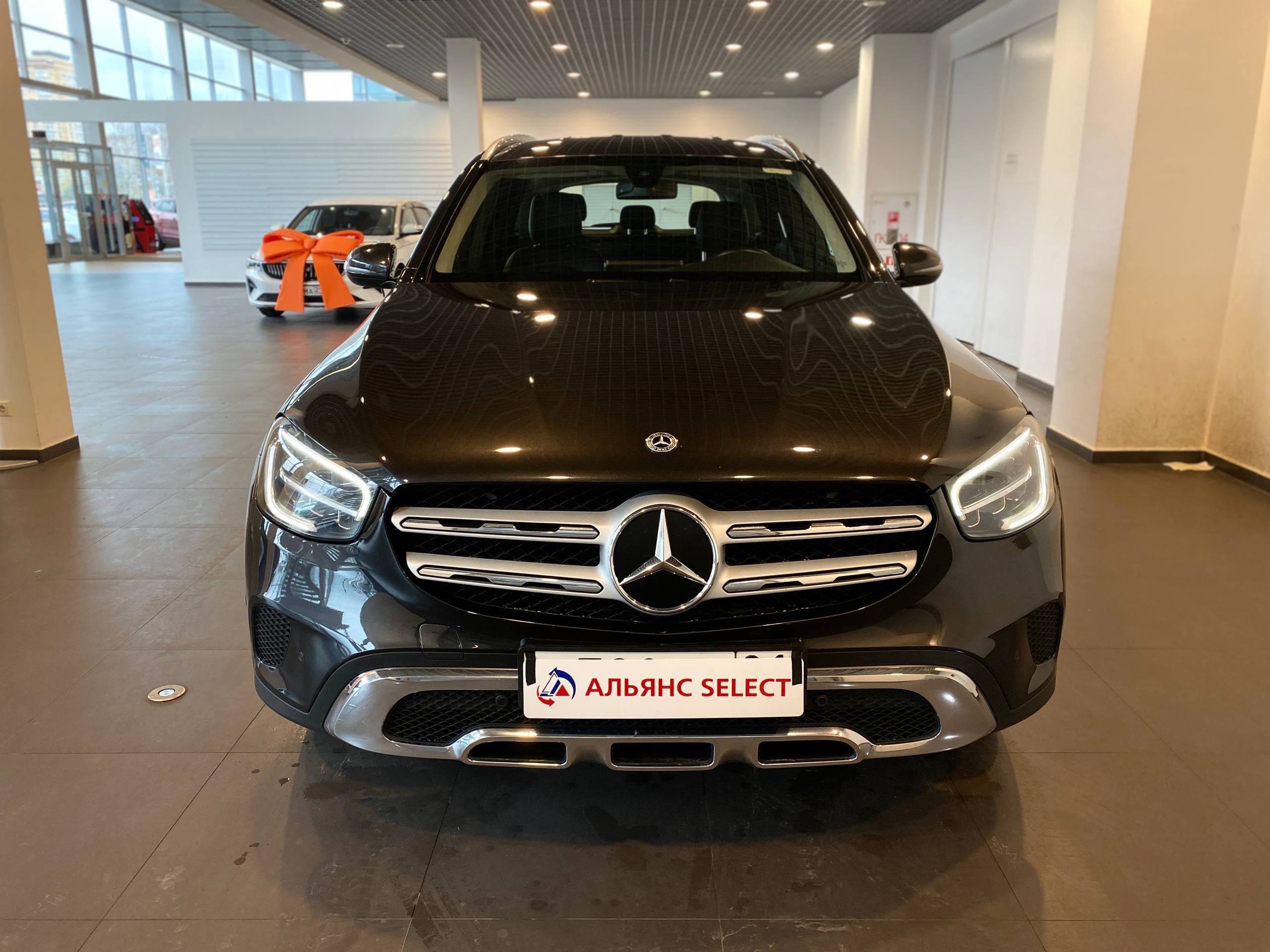 MERCEDES-BENZ GLC