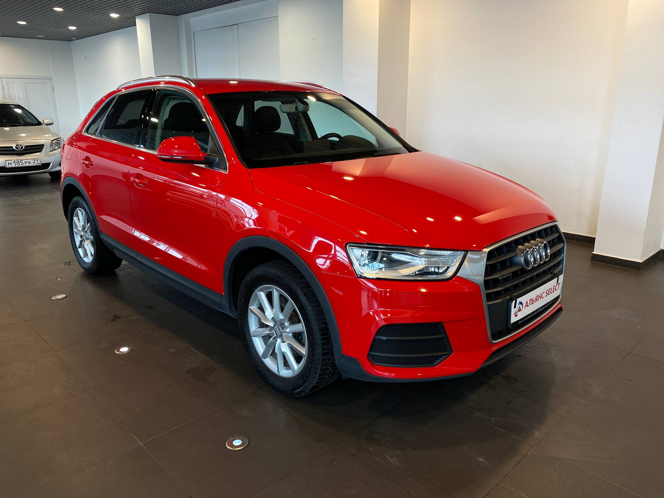 AUDI Q3