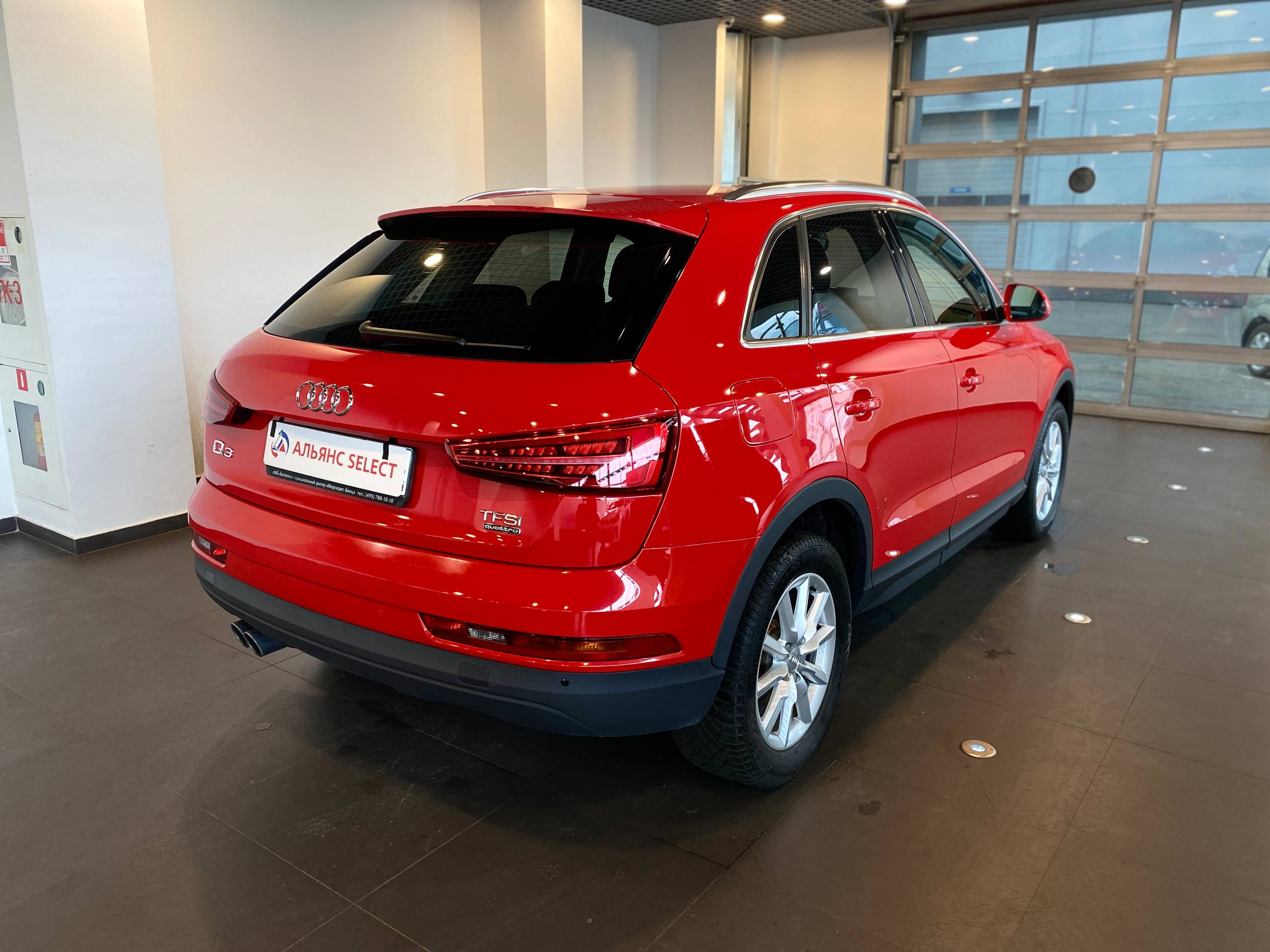 AUDI Q3