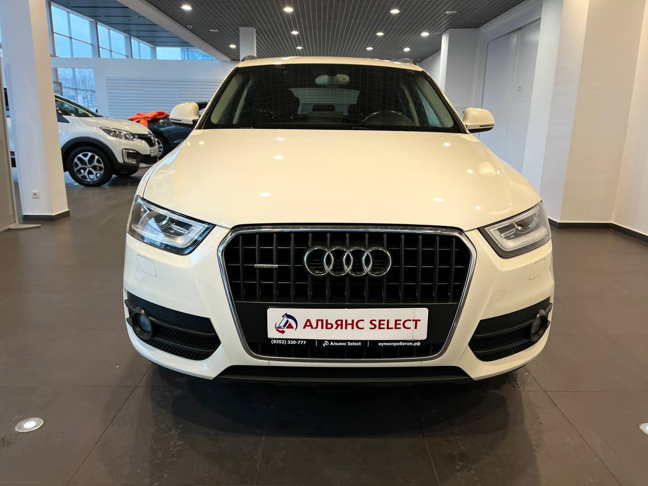 AUDI Q3