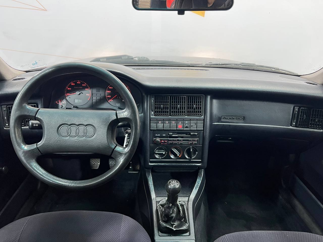 AUDI 80