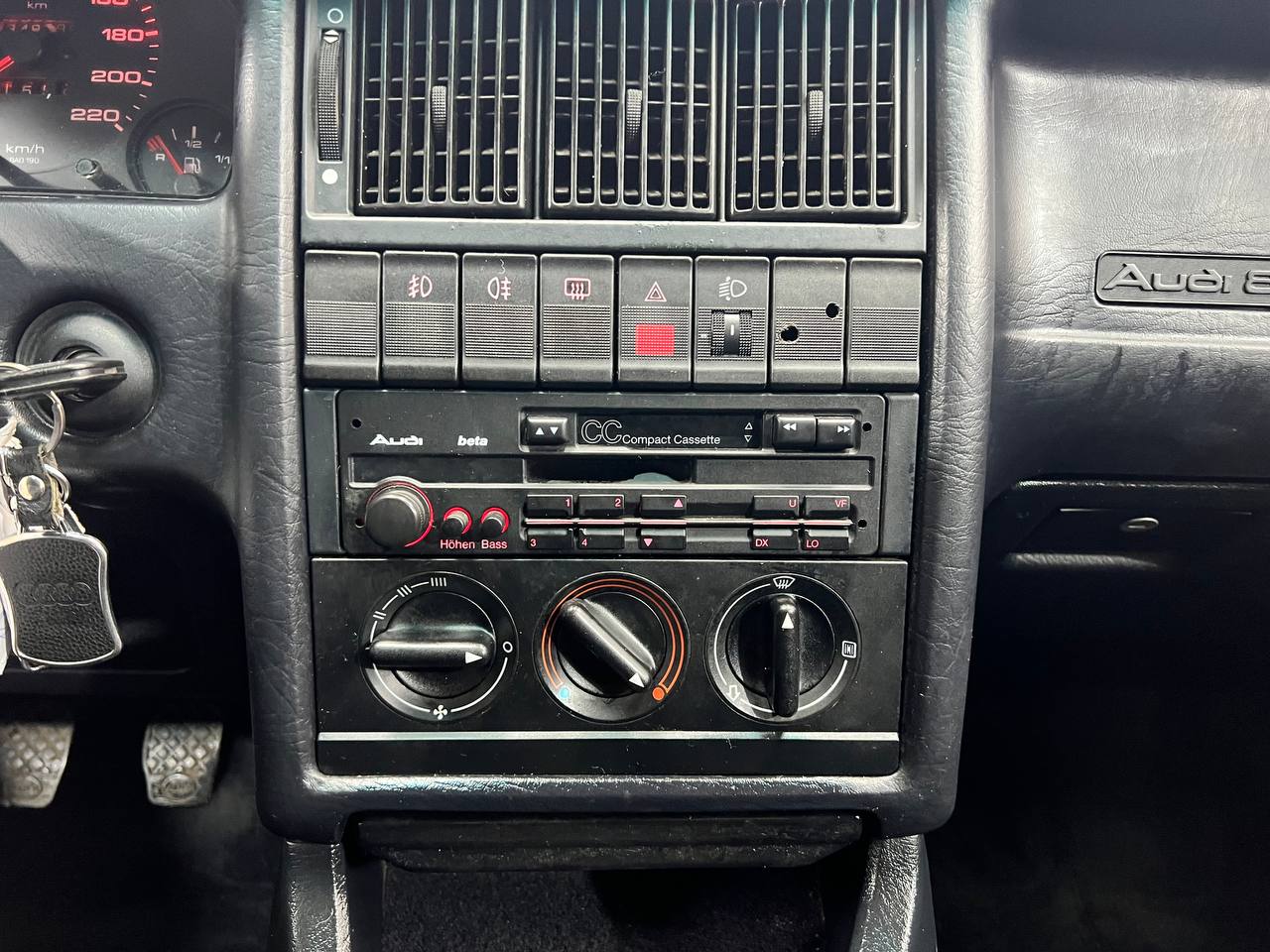 AUDI 80