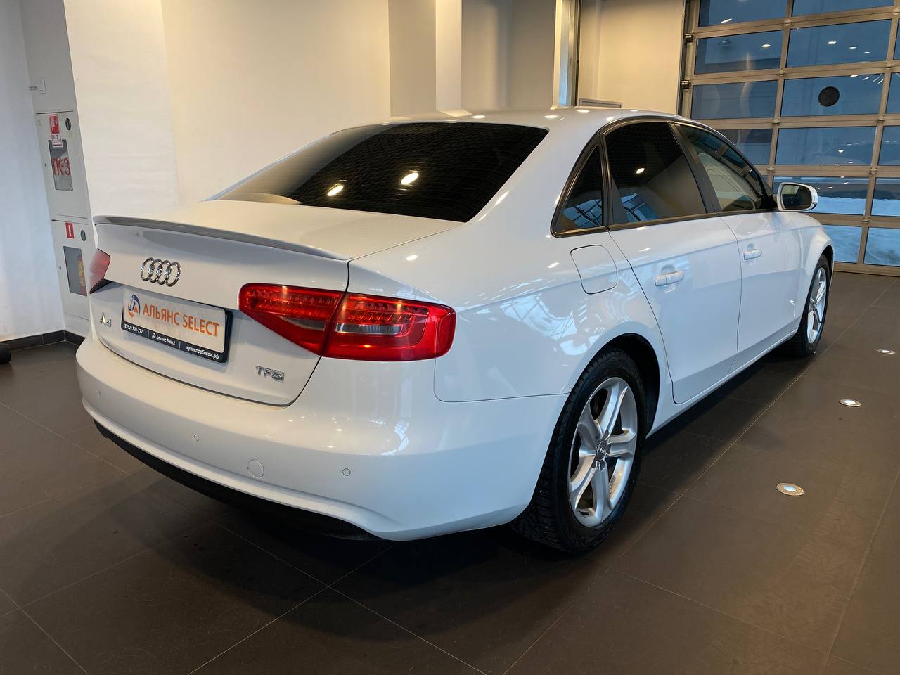 AUDI A4